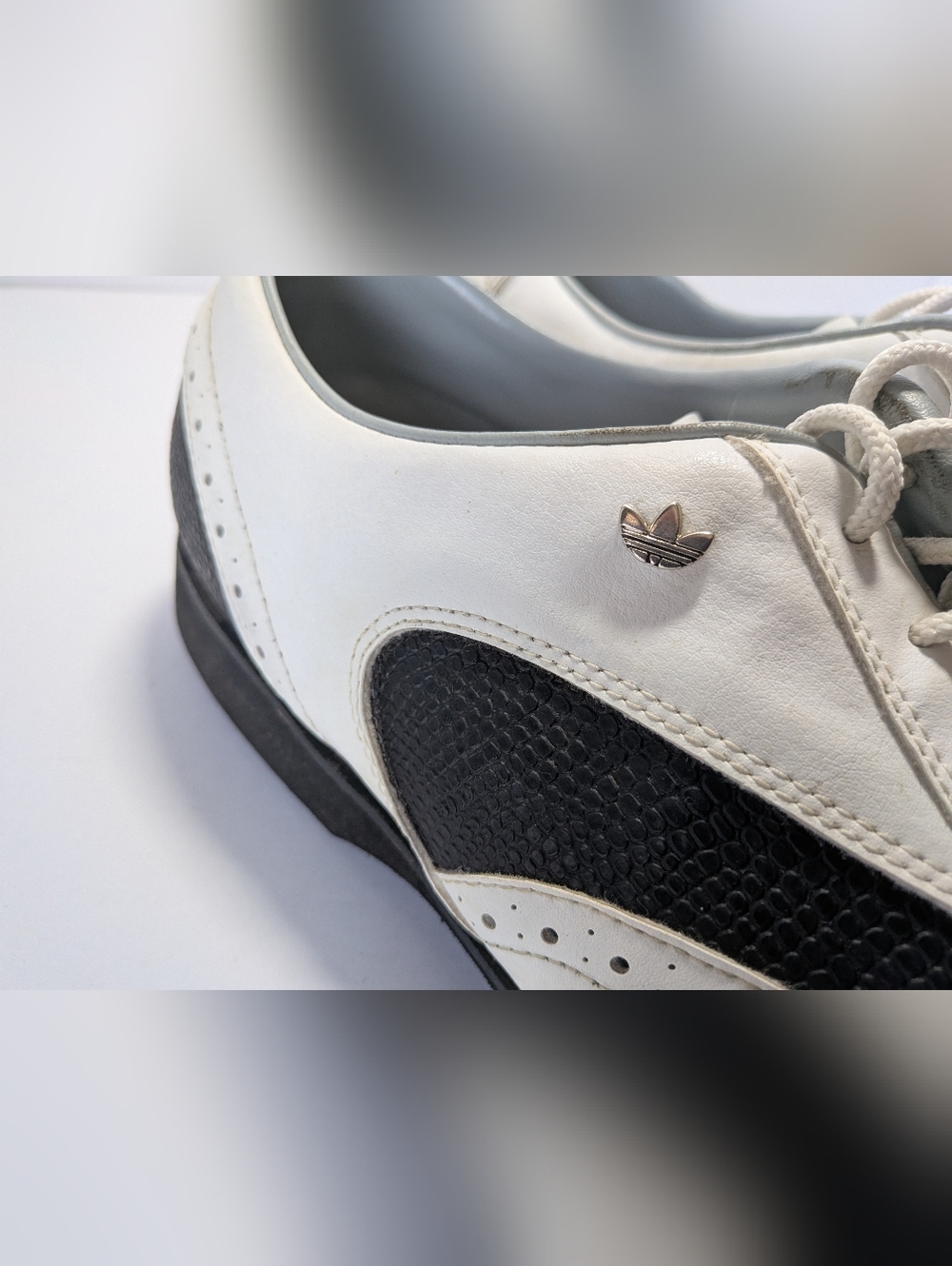 Men’s Adidas Leather Saddle Golf Shoes White/Black Size 12 Wingtip Oxfords - Picture 3 of 5